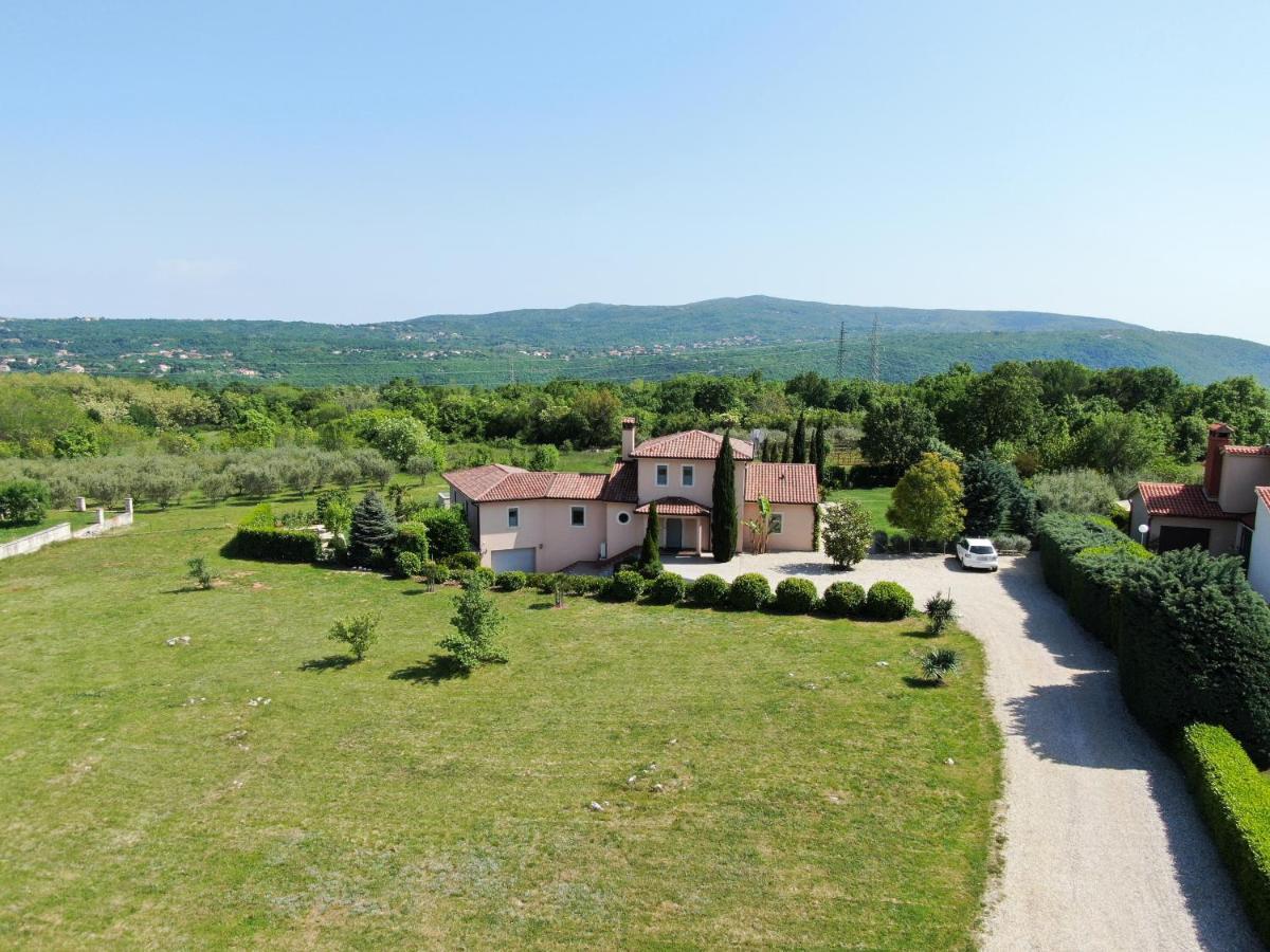 Villa Labin In Zartinj - Luxury Privacy Heated Pool With Auto Cover المظهر الخارجي الصورة