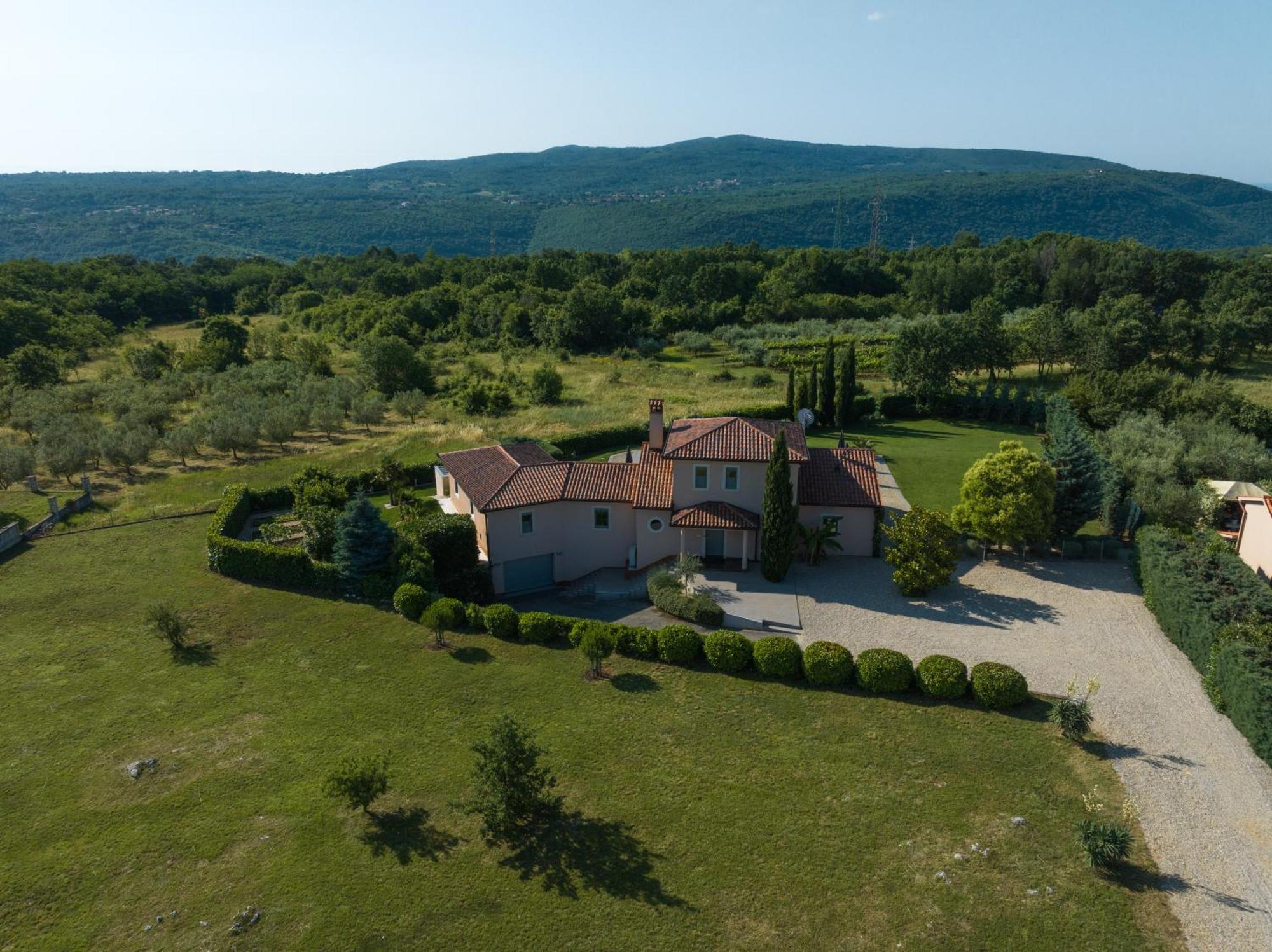 Villa Labin In Zartinj - Luxury Privacy Heated Pool With Auto Cover المظهر الخارجي الصورة