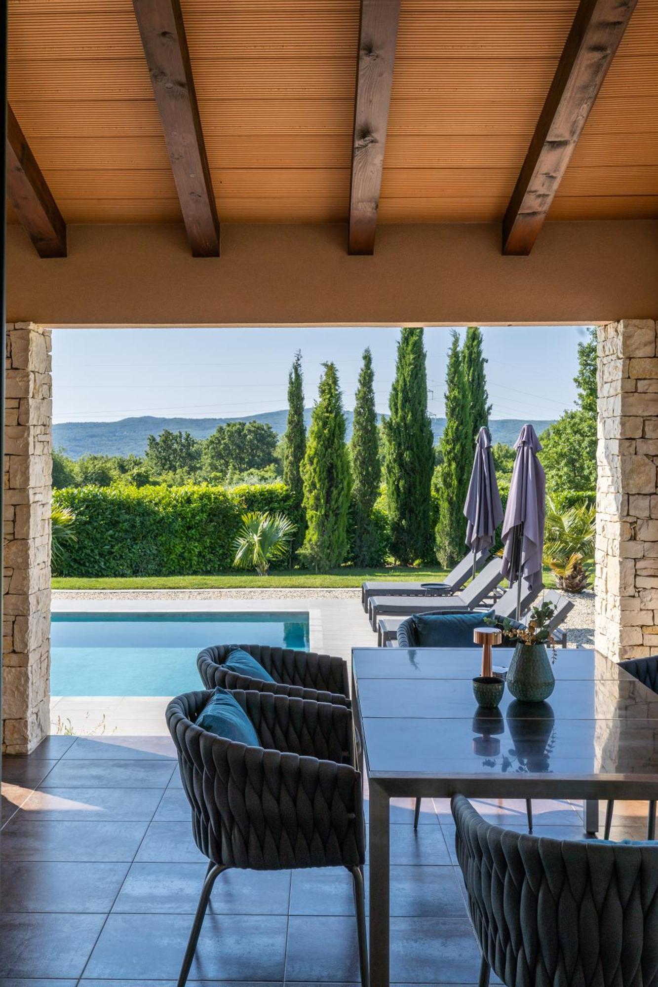 Villa Labin In Zartinj - Luxury Privacy Heated Pool With Auto Cover المظهر الخارجي الصورة