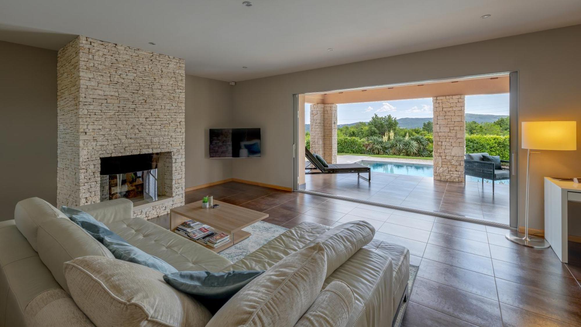 Villa Labin In Zartinj - Luxury Privacy Heated Pool With Auto Cover المظهر الخارجي الصورة